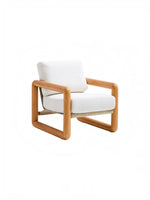 Fauteuil d'appoint Kova par TOCO Meubles en bois de frêne clair et tissu bouclé crème