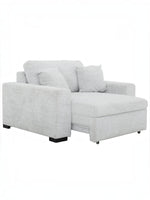 Fauteuil d'appoint Sacha de TOCO Meubles en tissu gris pâle avec coussins, design contemporain et assise confortable.