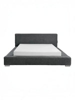 Grand lit Billie TOCO Meubles gris rembourré avec large cadre et tête de lit confortable pour chambre moderne