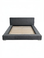 Grand lit Billie TOCO Meubles gris rembourré avec tête de lit confortable et cadre large moderne