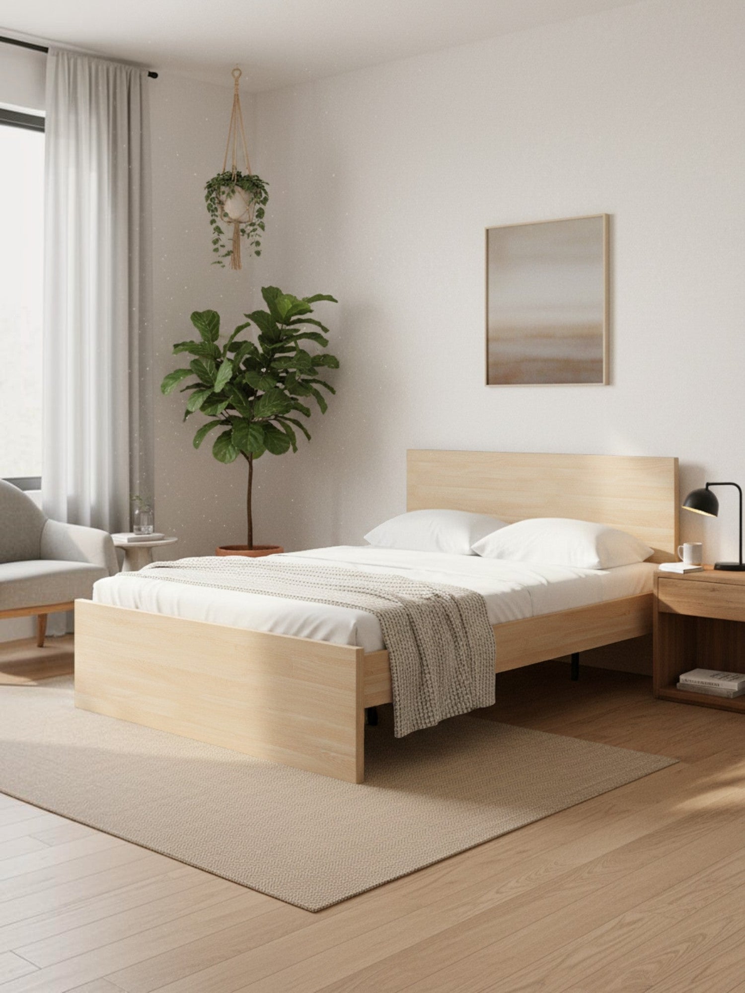 Grand lit Hazel TOCO Meubles en bois clair au design plateforme minimaliste dans une chambre moderne et lumineuse