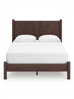 Grand lit Maya TOCO Meubles en bois brun avec tête de lit à effet canné au design bohème moderne