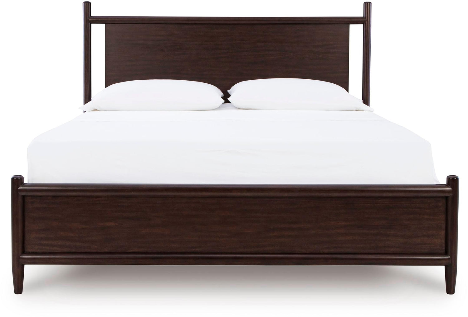 Grand lit Rosie TOCO Meubles en bois merlot avec tête de lit et pieds arrondis, style Mid-Century.