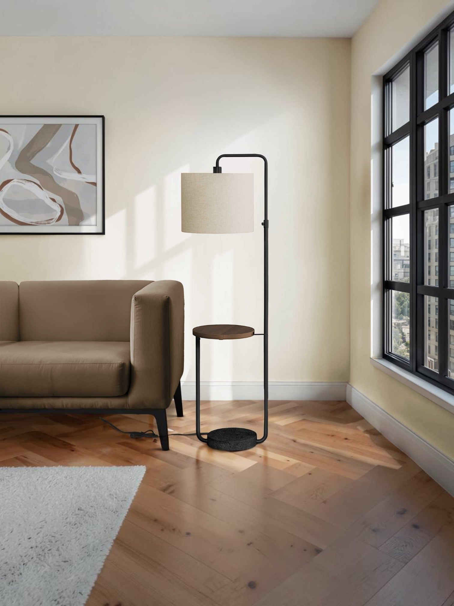 Lampadaire TOCO Meubles Cori avec structure en métal noir, tablette intégrée et abat-jour tambour en lin beige