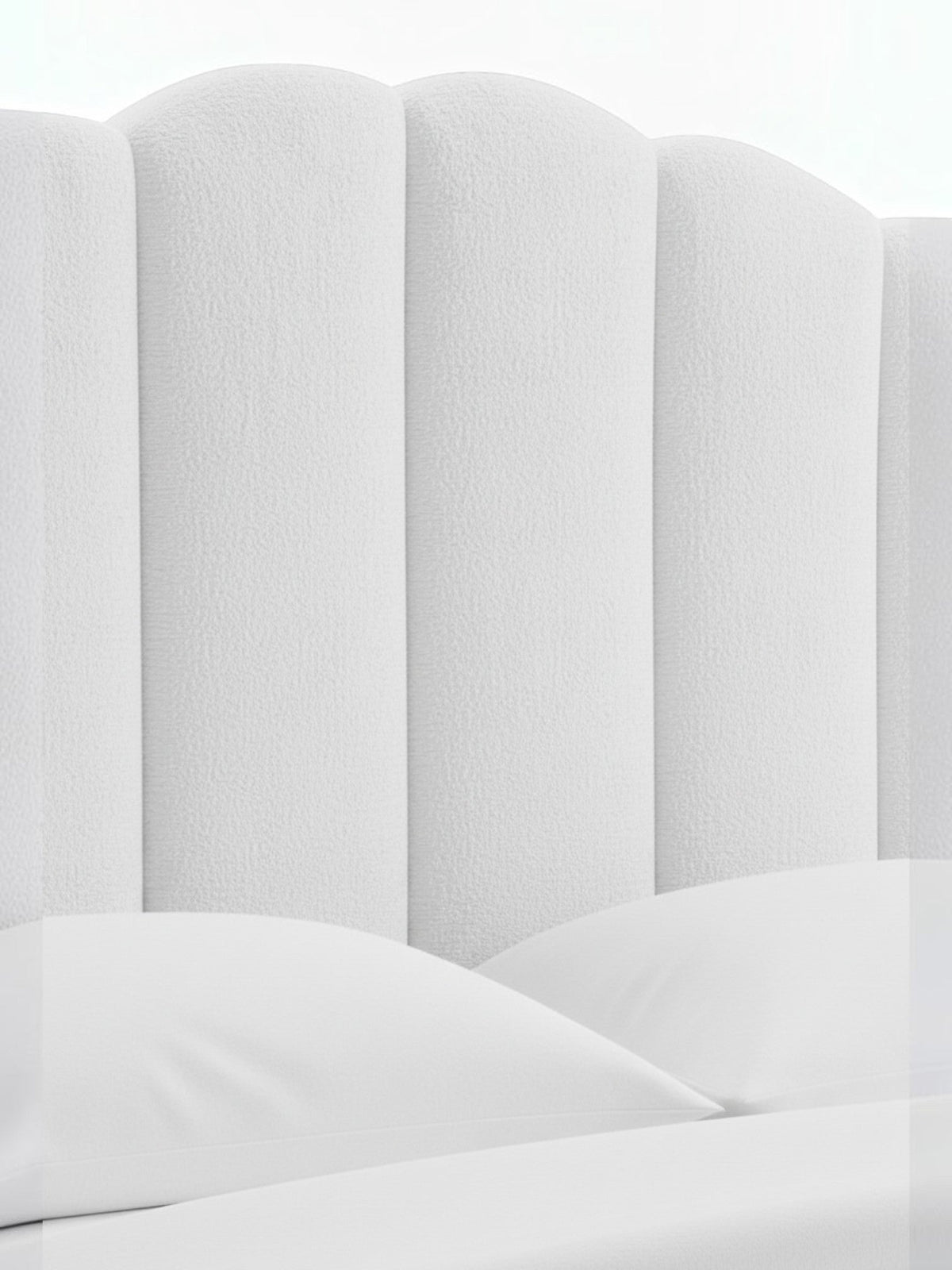 Tête de lit TOCO Meubles Adele blanche en tissu effet peluche avec design vertical rembourré et élégant