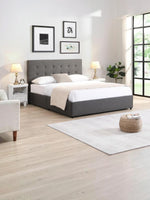 TOCO Meubles Grand lit Bianca gris en tissu avec tête de lit capitonnée et 4 tiroirs de rangement intégrés.