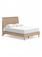 Grand lit TOCO Meubles Olive en chêne clair avec tête de lit texturée beige façon cannage pour chambre moderne