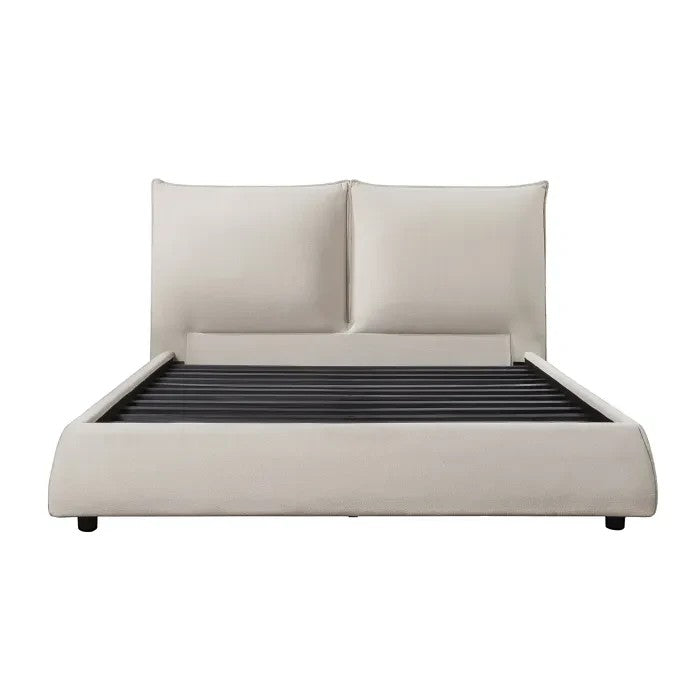 TOCO Meubles Grand Lit Diego en tissu chenille beige, tête de lit rembourrée, design moderne et épuré.