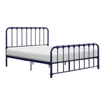 Lit double bleu marine en métal de TOCO Meubles avec barreaux verticaux et tête de lit arrondie, style vintage.