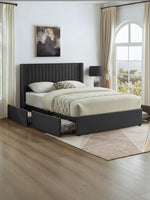 Grand lit Elena TOCO Meubles en velours gris avec tête de lit capitonnée et rangements intégrés.