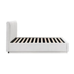 TOCO Meubles Lit Emilio King blanc capitonné verticalement, tissu texturé, design plateforme moderne.