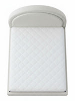 Lit double TOCO Meubles Ivy avec tête de lit arrondie en tissu bouclé crème, vue de dessus sur fond blanc