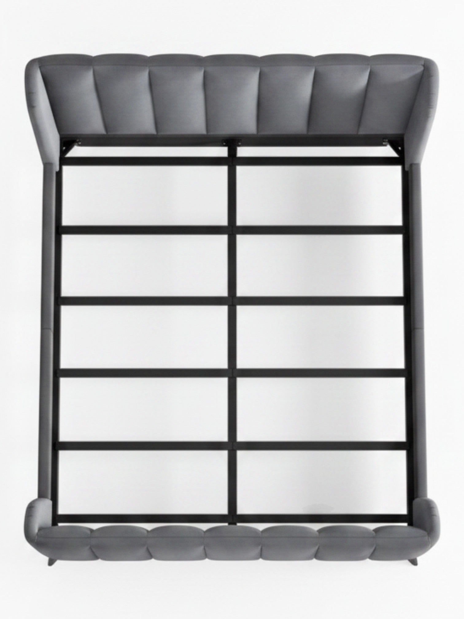 Très grand lit Juliette TOCO Meubles en velours gris avec tête de lit ailée capitonnée et structure en métal noir
