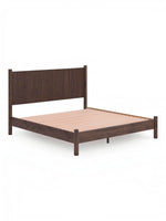 Très grand lit Maya TOCO Meubles en bois brun au design bohème moderne avec tête de lit à effet canné