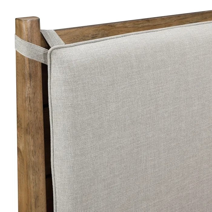 Lit plateforme Noria TOCO Meubles en bois brun avec tête de lit rembourrée gris clair amovible.