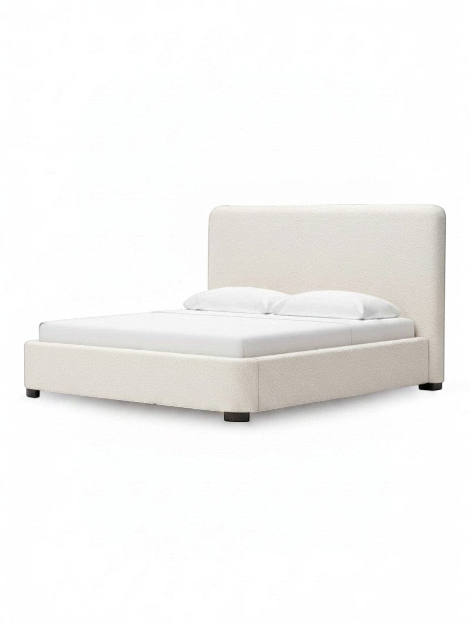 Très grand lit Paloma TOCO Meubles beige en tissu Nuvella avec tête de lit rembourrée au design moderne et épuré