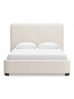 Lit Paloma TOCO Meubles en tissu bouclé crème avec tête de lit haute et pieds sombres. Design moderne.