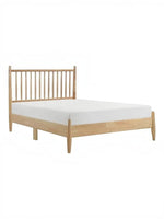 Lit double Paolo en bois naturel TOCO Meubles avec tête de lit à lattes verticales et profil bas. Style Mid-Century Modern.