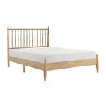 Lit double Paolo en bois naturel TOCO Meubles avec tête de lit à lattes verticales et profil bas. Style Mid-Century Modern.
