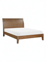Lit plateforme TOCO Meubles Antoine en bois brun clair avec tête de lit style traîneau et design transitionnel