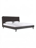Lit queen TOCO Meubles Gianni avec tête de lit en velours gris capitonné et cadre plateforme en bois gris