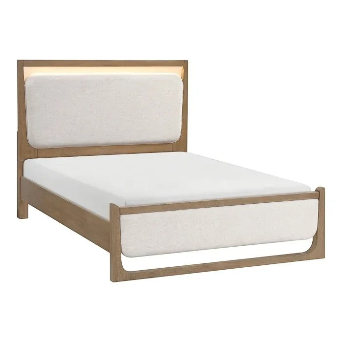 TOCO Meubles Grand Lit Samora en bois brun clair avec tête et pied de lit rembourrés blancs et éclairage DEL intégré.