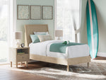 Lit simple TOCO Meubles Olive en bois clair avec tête de lit en cannage, 140x190cm