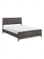Lit très grand format TOCO Meubles Stella en mélamine gris imitation bois avec détails en métal peint moderne.