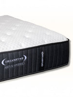 Matelas Ariya Hybrid TOCO Meubles avec surface matelassée blanche et côtés noirs, technologie hybride de qualité