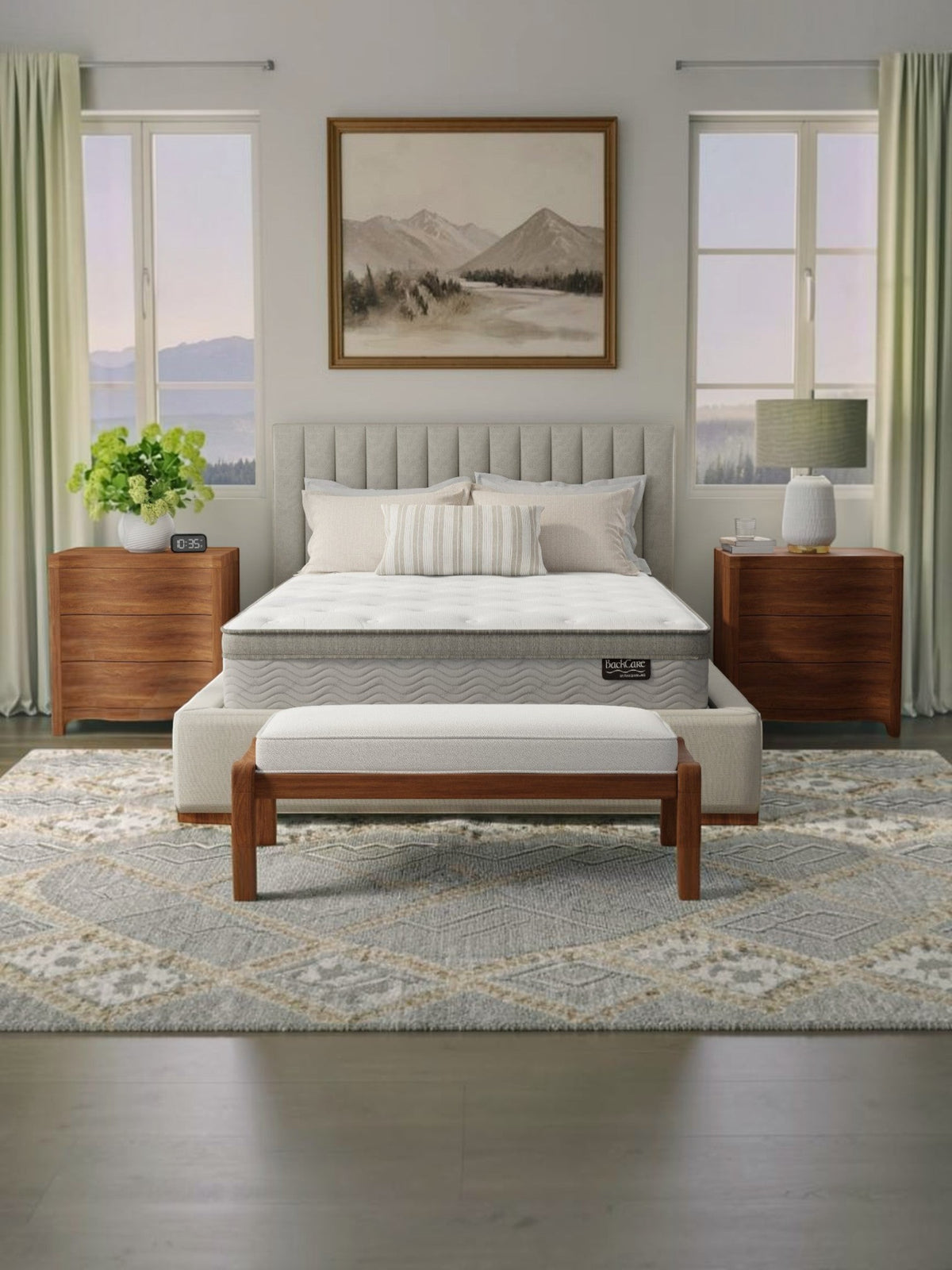 Matelas BackCare Trio de TOCO Meubles avec dessus coussinet, ressorts ensachés et mousse gel dans une chambre moderne