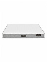 Matelas ferme TOCO Meubles BackCare Solo avec mousse haute densité et fibres antimicrobiennes pour un soutien optimal.