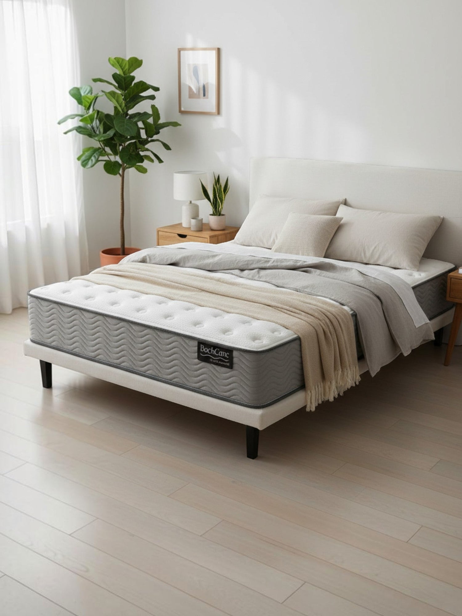 Matelas ferme TOCO Meubles BackCare Duo avec ressorts ensachés et mousse rafraîchissante dans une chambre moderne