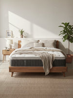 Matelas Optima TOCO Meubles avec ressorts ensachés et gel rafraîchissant dans une chambre moderne en bois clair