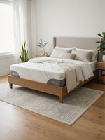 Matelas TOCO Meubles Ultra Firm XL avec tissu rafraîchissant et mousse haute densité dans une chambre moderne