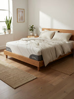 Matelas Ultra Plush TOCO Meubles avec mousse gel rafraîchissante et tissu respirant dans une chambre moderne