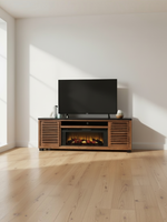 Meuble télé TOCO Meubles Victor 84 pouces en bois avec foyer électrique intégré et portes à lattes coulissantes
