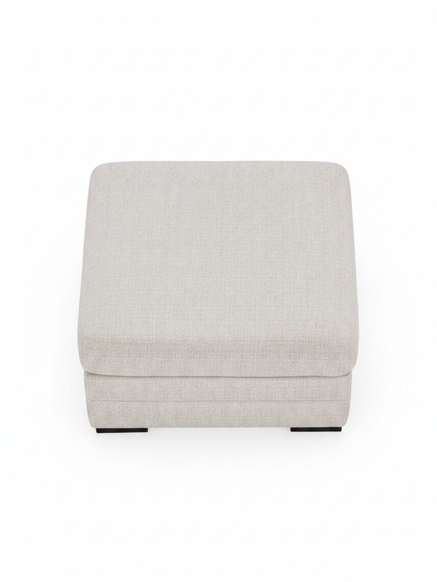 Ottoman surdimensionné Koralynn de TOCO Meubles en tissu couleur pierre avec base sombre vue de dessus