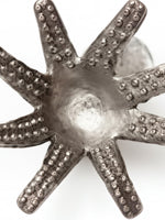Poulpe décoratif TOCO Meubles en résine argentée vieillie avec détails texturés, vue de dessus