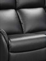 Sofa inclinable Eva de TOCO Meubles en cuir noir avec rembourrage confortable et design moderne