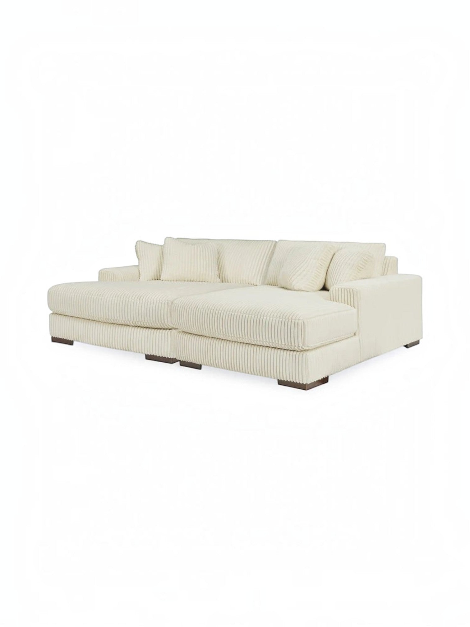 Sofa modulaire Manoa de TOCO Meubles en tissu côtelé blanc crème avec coussins assortis et pieds en bois foncé