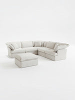 Sofa modulaire Luna 5 morceaux avec ottoman en tissu blanc cassé de TOCO Meubles dans un style contemporain