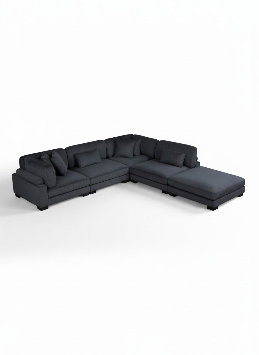 Sofa modulaire noir TOCO Meubles en velours côtelé avec méridienne et coussins, vue d'ensemble en angle