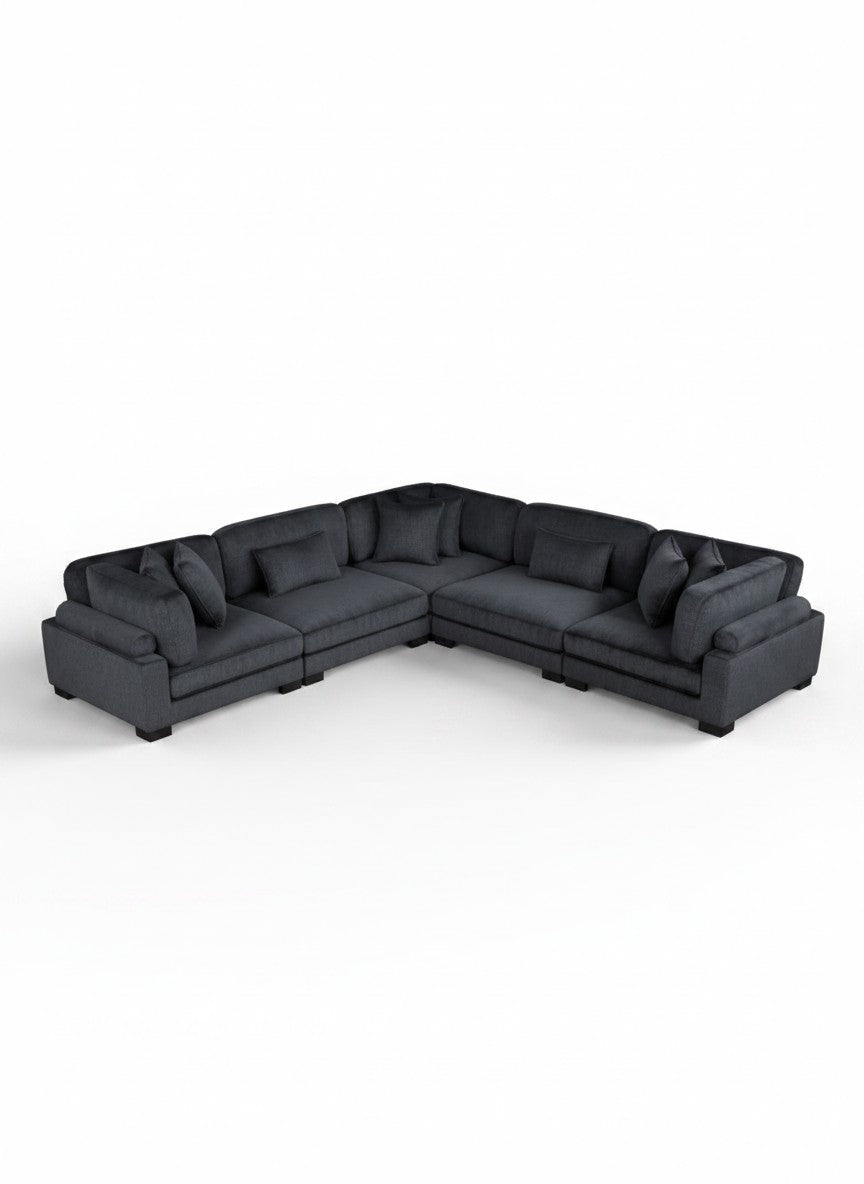 Sofa modulaire d'angle Traverse par TOCO Meubles en velours côtelé noir avec coussins décoratifs