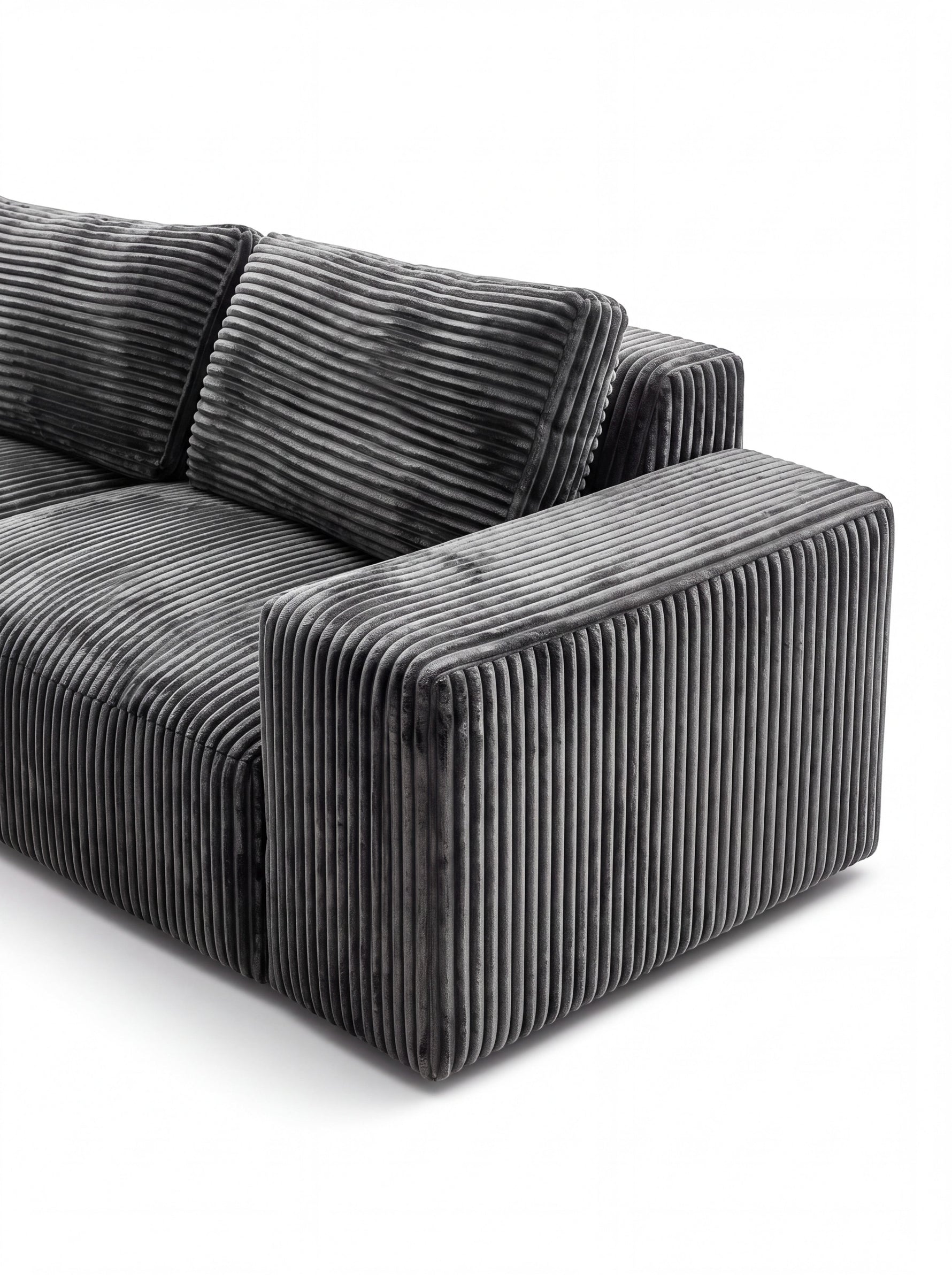 Sofa sectionnel Alpaga gris en velours côtelé texturé, design moderne et personnalisable par TOCO Meubles.