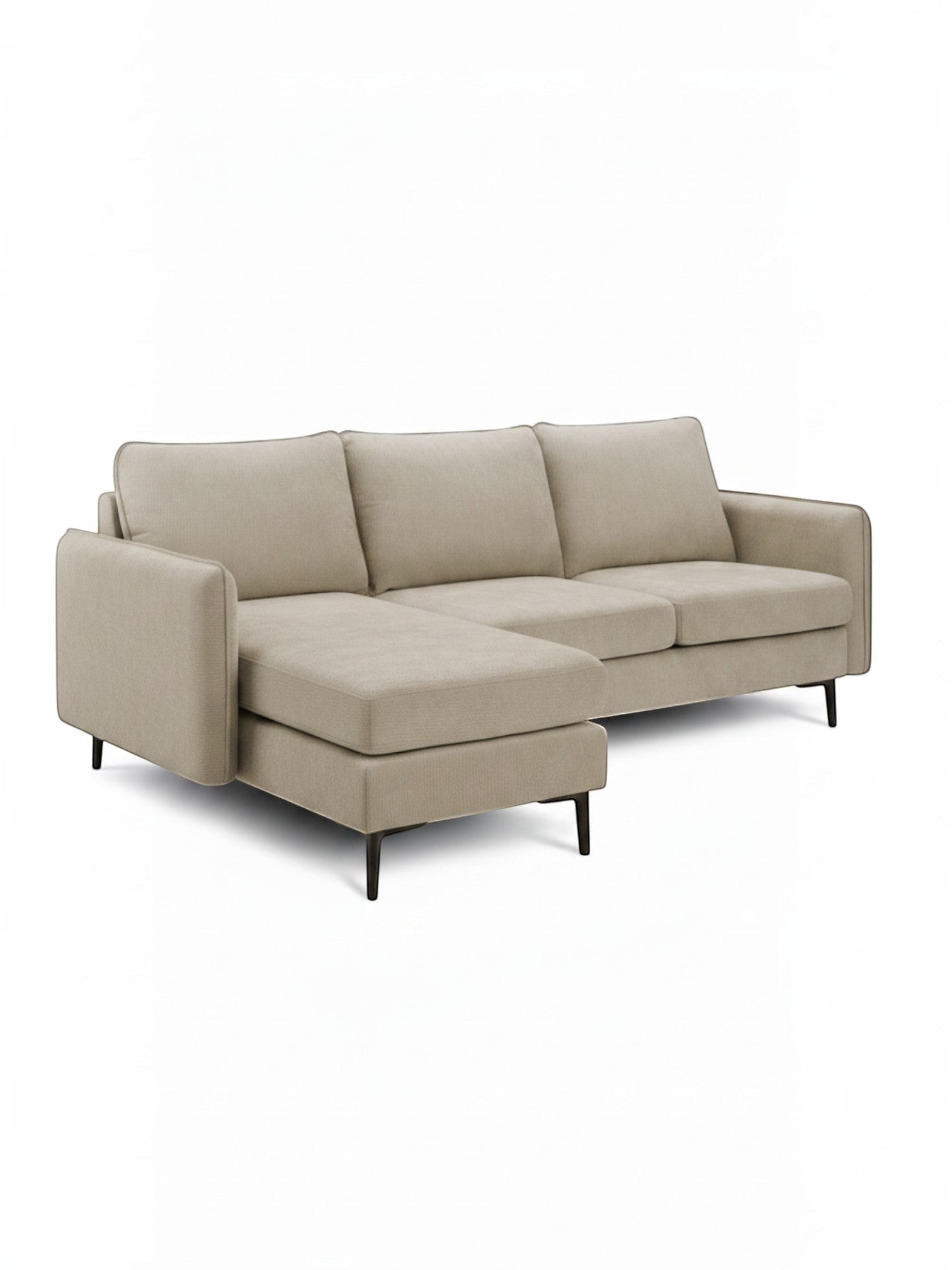 Sofa sectionnel Zahra de TOCO Meubles en tissu beige avec méridienne et pieds fins en métal noir