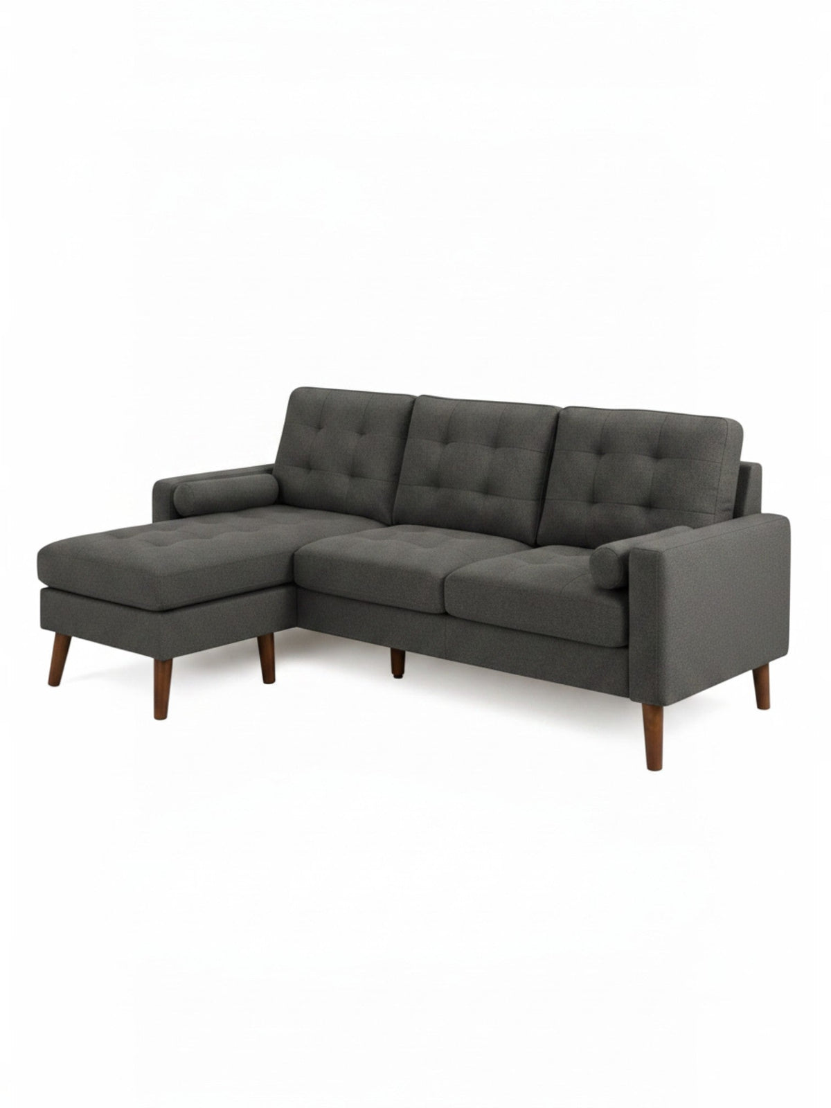Sofa sectionnel Khamo gris foncé de TOCO Meubles avec méridienne, coussins capitonnés et pieds en bois effilés