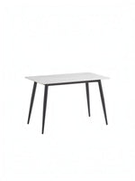 Table de salle à manger Adria par TOCO Meubles avec plateau rectangulaire effet marbre blanc et pieds noirs fuselés