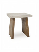 Table d'appoint Brenda TOCO Meubles avec plateau rectangulaire en béton gris et pieds robustes en bois naturel