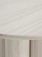 Table d'appoint Harmonie TOCO Meubles en bois clair avec plateau rond et base architecturale à colonnes cylindriques