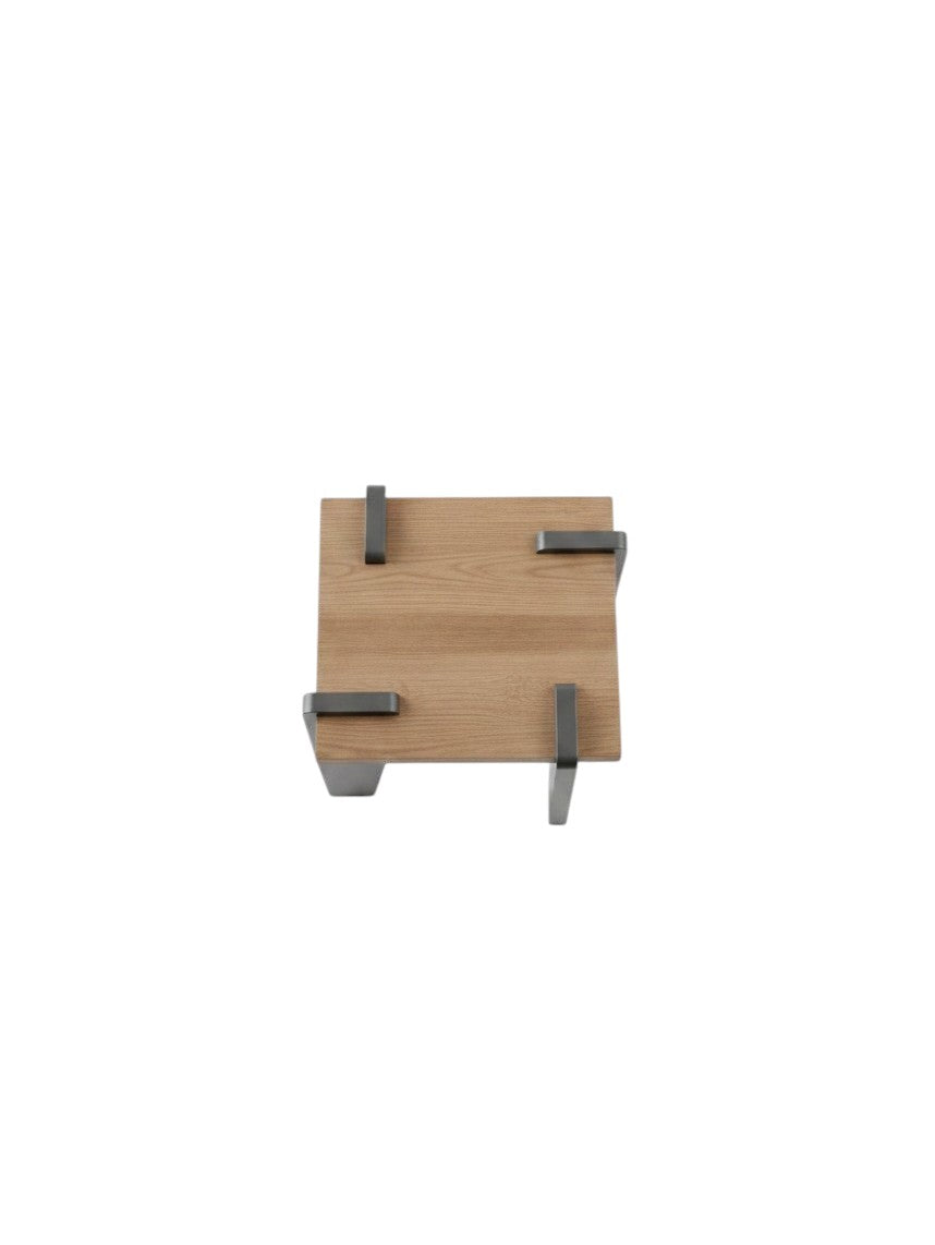 Table d'appoint Zenko TOCO Meubles en bois clair avec pieds en métal gris vue de dessus